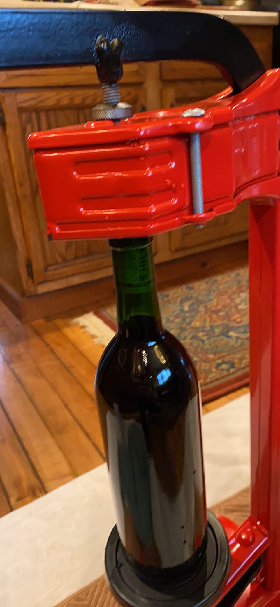 Italian Floor Wine Corker for Bottling, Adjustable Plunger and Grip Handle customer photo 2