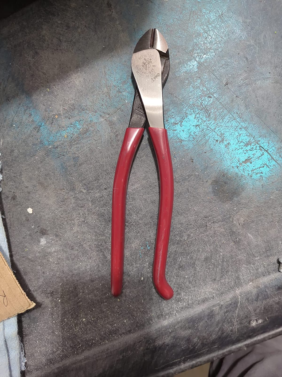 Klein Tools D248-9ST Diagonal Cutting Pliers, Made in USA, Ironworker's Diagonal Cutters with High Leverage Design, Works as Rebar Cutter and Rebar Bender, 9-Inch customer photo 2