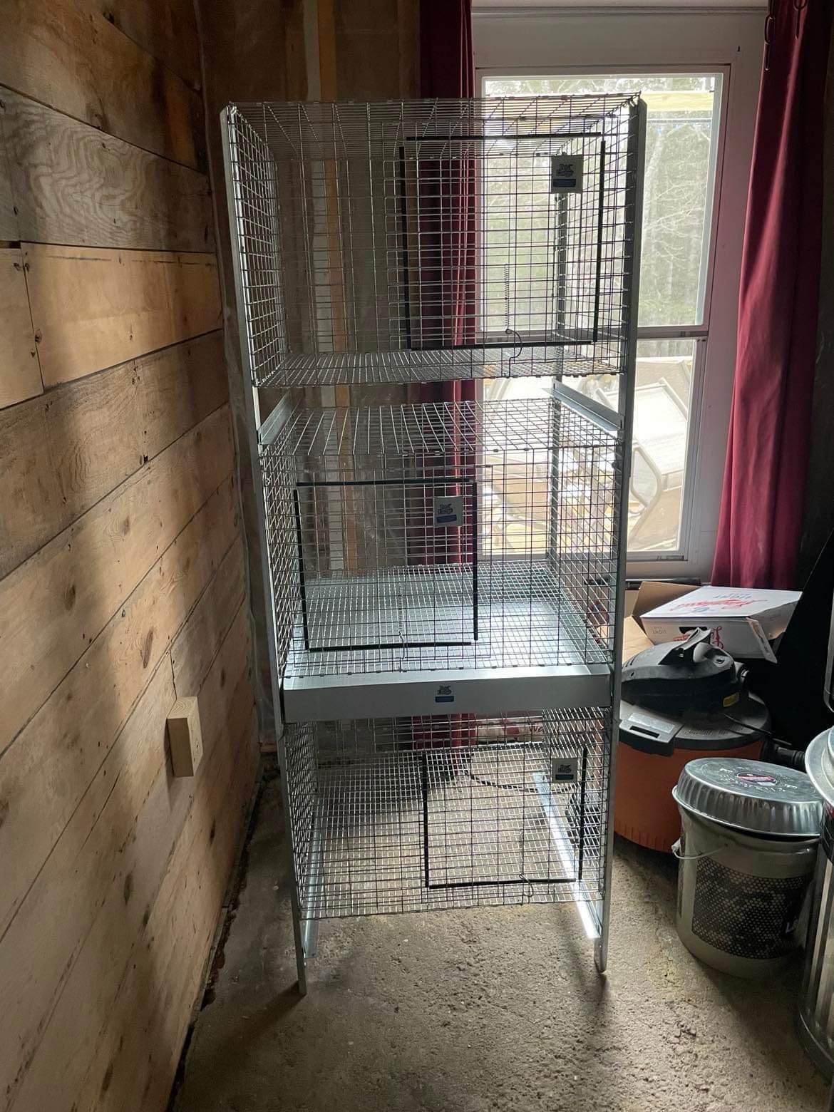 Pet Lodge® Wire Rabbit Hutch | Rust Resistant Galvanized Wire Mesh | Easy to Assemble Stackable Rabbit Cage | Made in USA | 24 X 24 customer photo 1