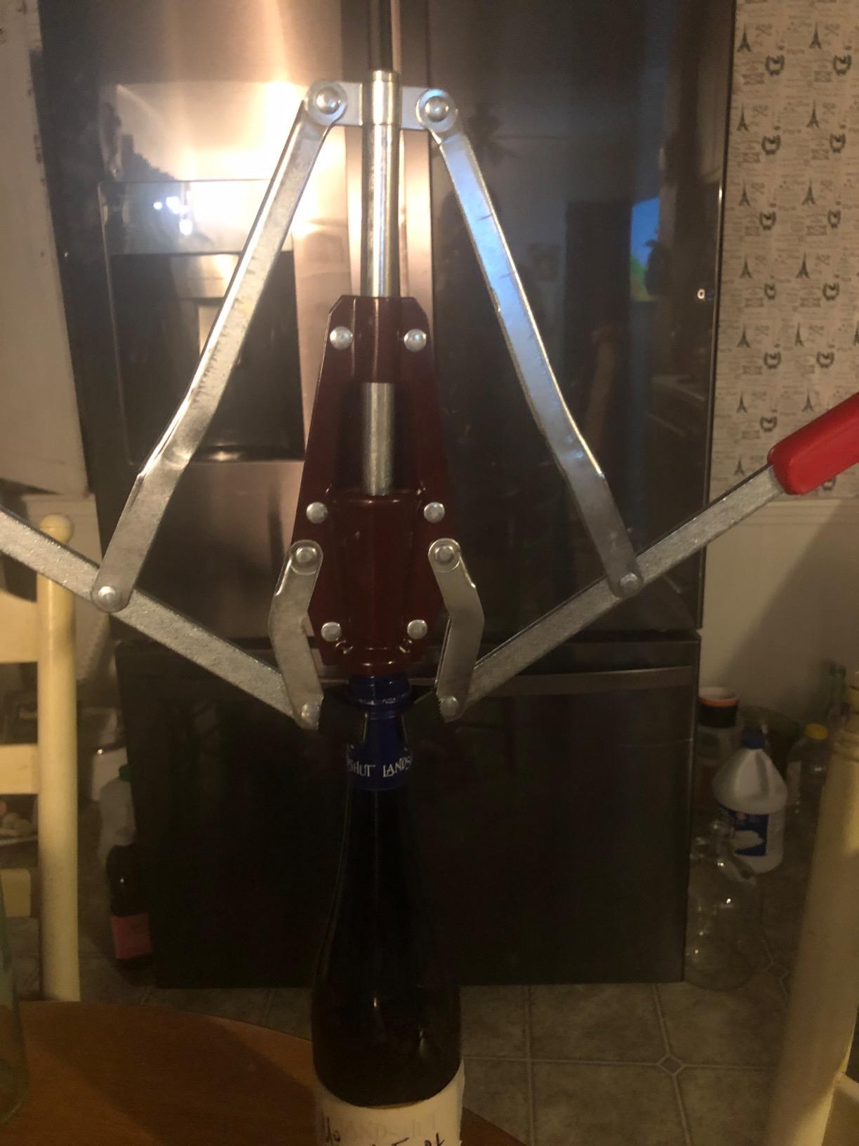 Portuguese Double Lever Corker customer photo 2