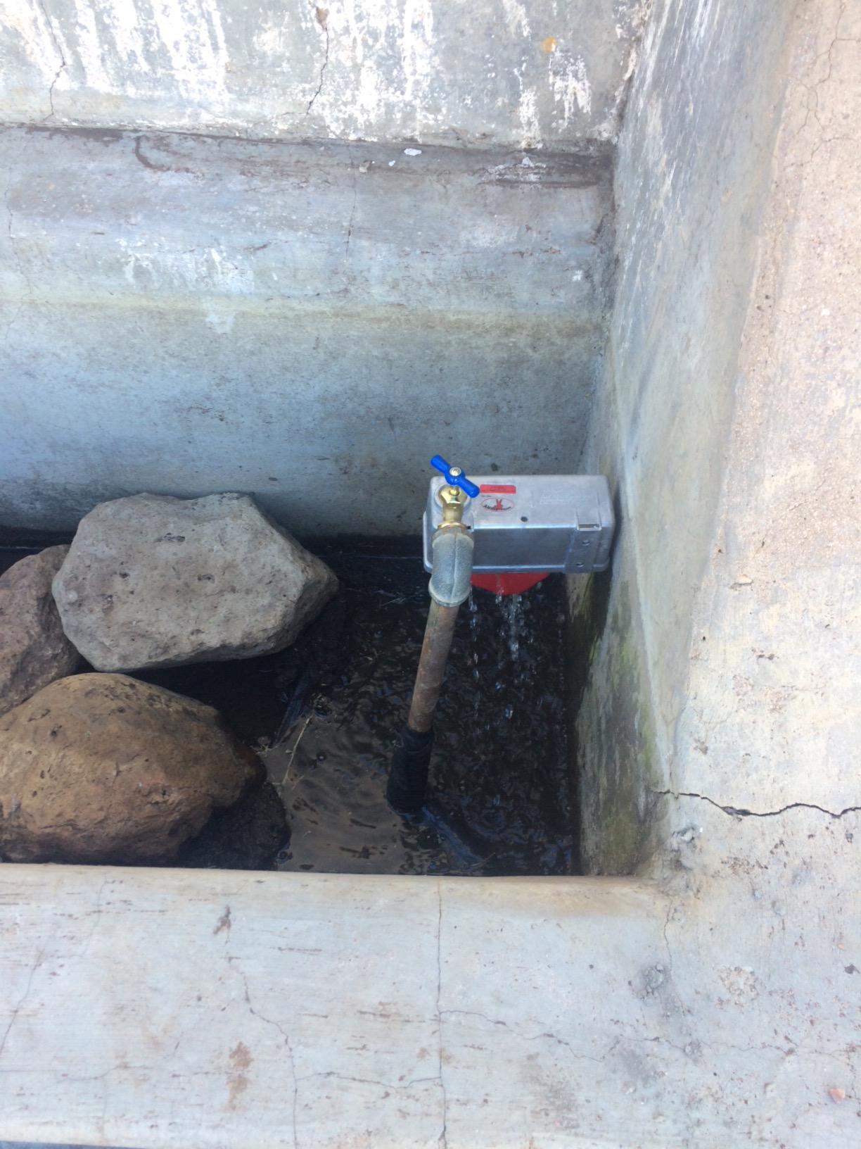 Little Giant Trough-O-Matic Stock Water Tank Float Valve with Aluminum Housing and Expansion Brackets | Made in USA customer photo 1