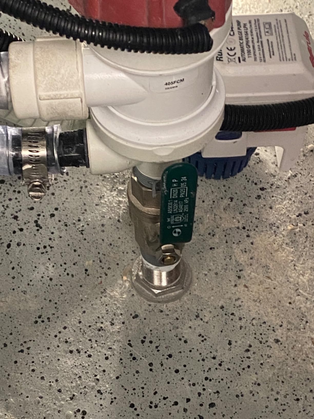 405FC Livewell / Baitwell Pump, Tournament Series, Removable Motor Cartridge, 1100 GPH, 12 Volt customer photo 1