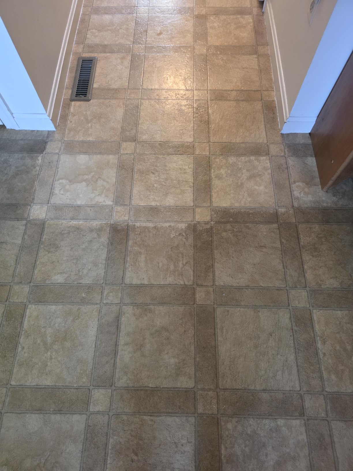 Zep Heavy-Duty Floor Stripper Concentrate - 1 Gallon (1 Unit) ZULFFS128 - Low Foaming, Deep Penetrating Floor Stripper, Removes Finish, Polish and Heavy Buildup customer photo 1