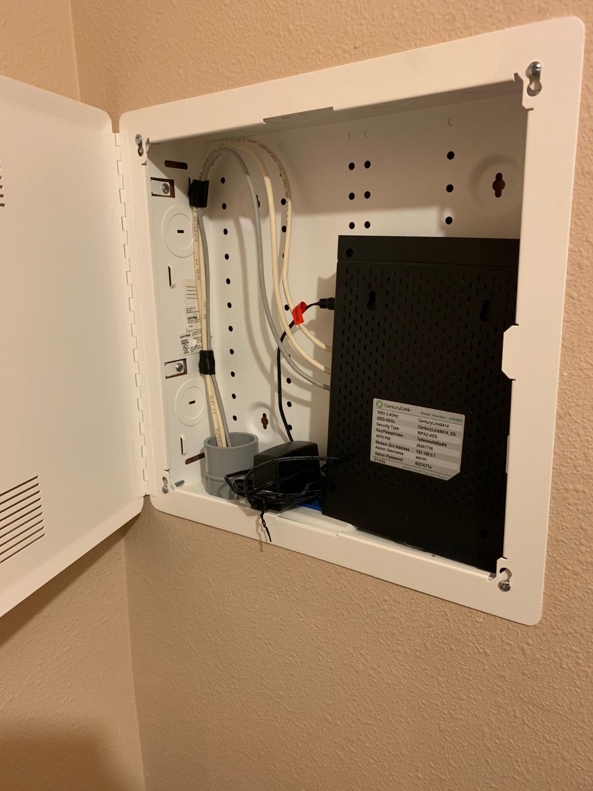 Leviton 42