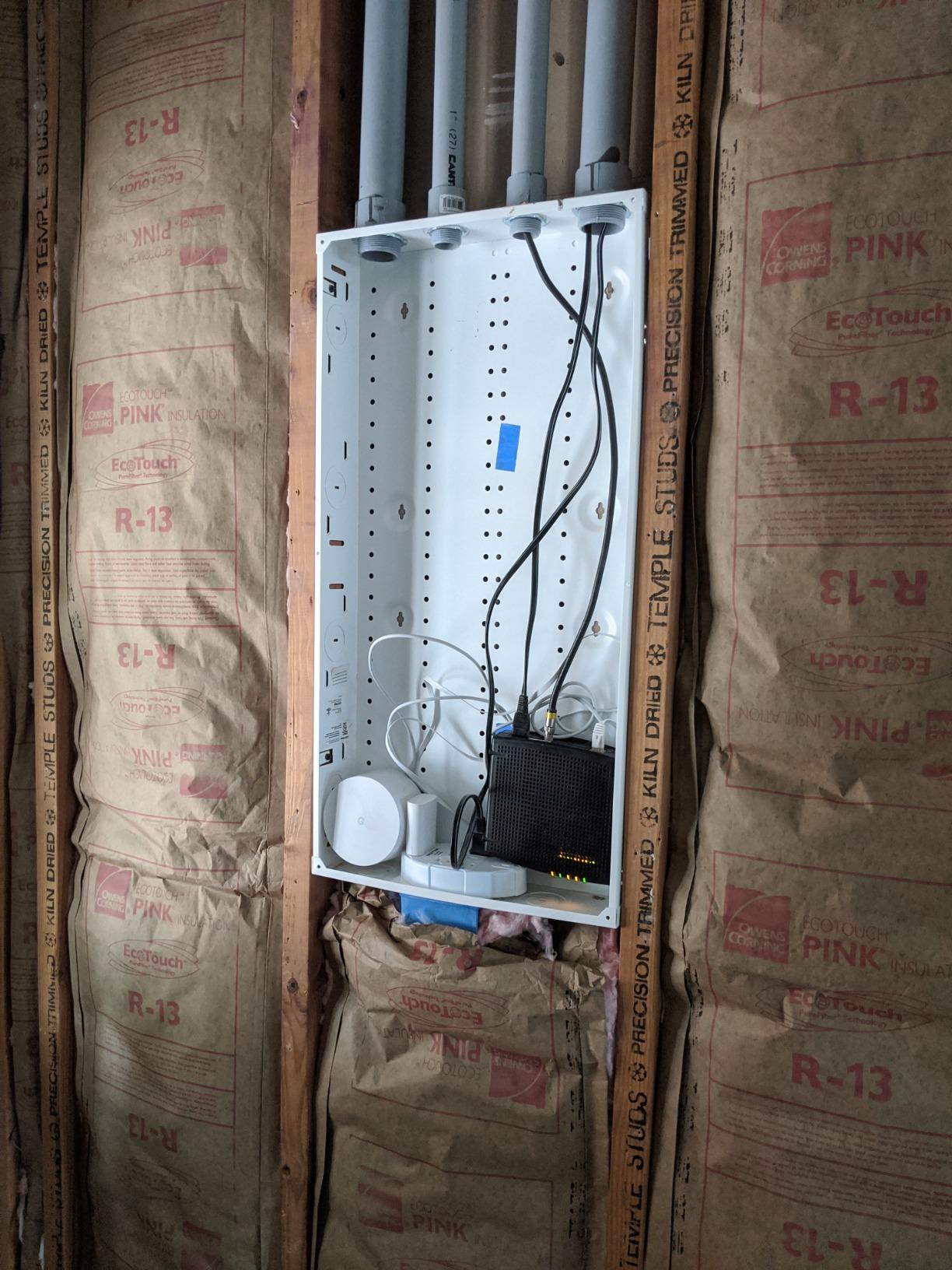 Leviton 42