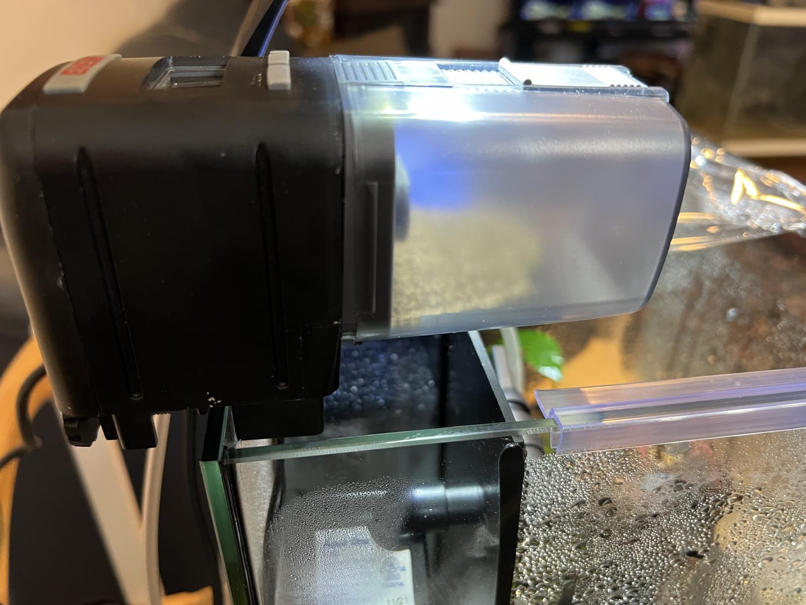 EHEIM Everyday Fish Feeder Programmable Automatic Food Dispenser customer photo 2