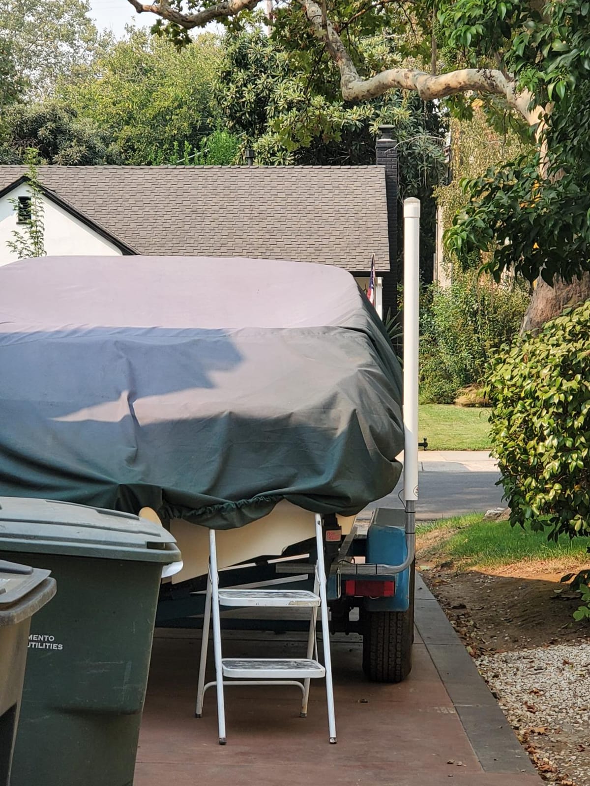 CE Smith - Guide-ON Post with LED Light - Durable Boat Trailer Accessory customer photo 2