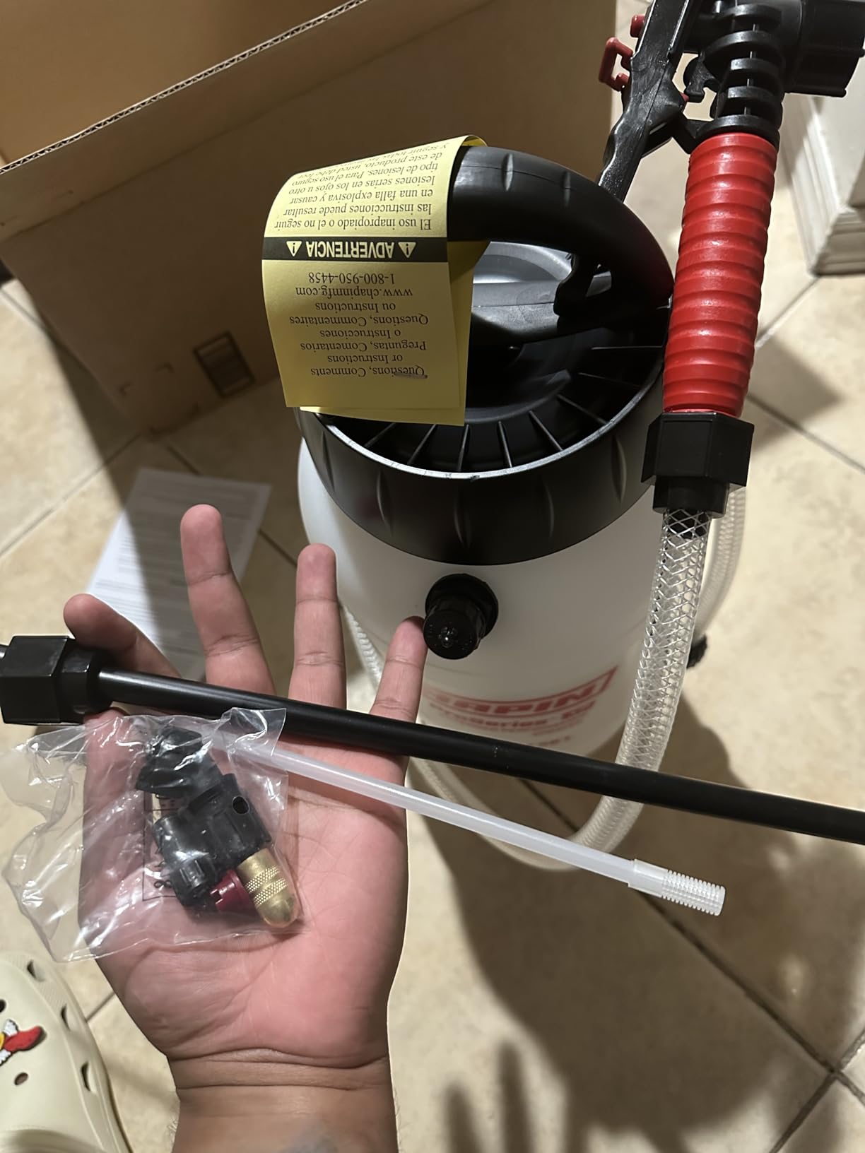 CHAPIN 26021XP ProSeries 2-Gallon Heavy-Duty Compression Sprayer customer photo 2