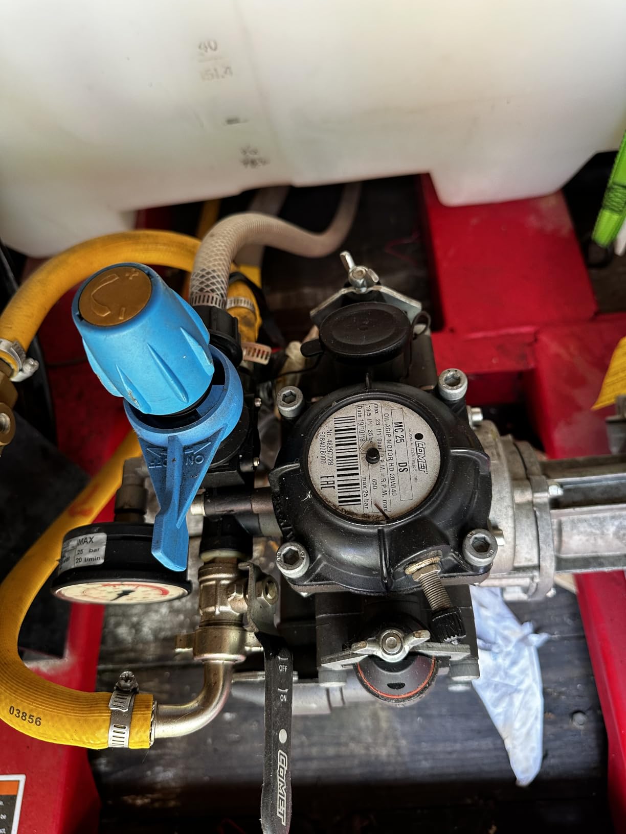 NorthStar Skid Sprayer, 100-Gal., 5 GPM, 160cc Honda GX160 OHV Gas Engine customer photo 2
