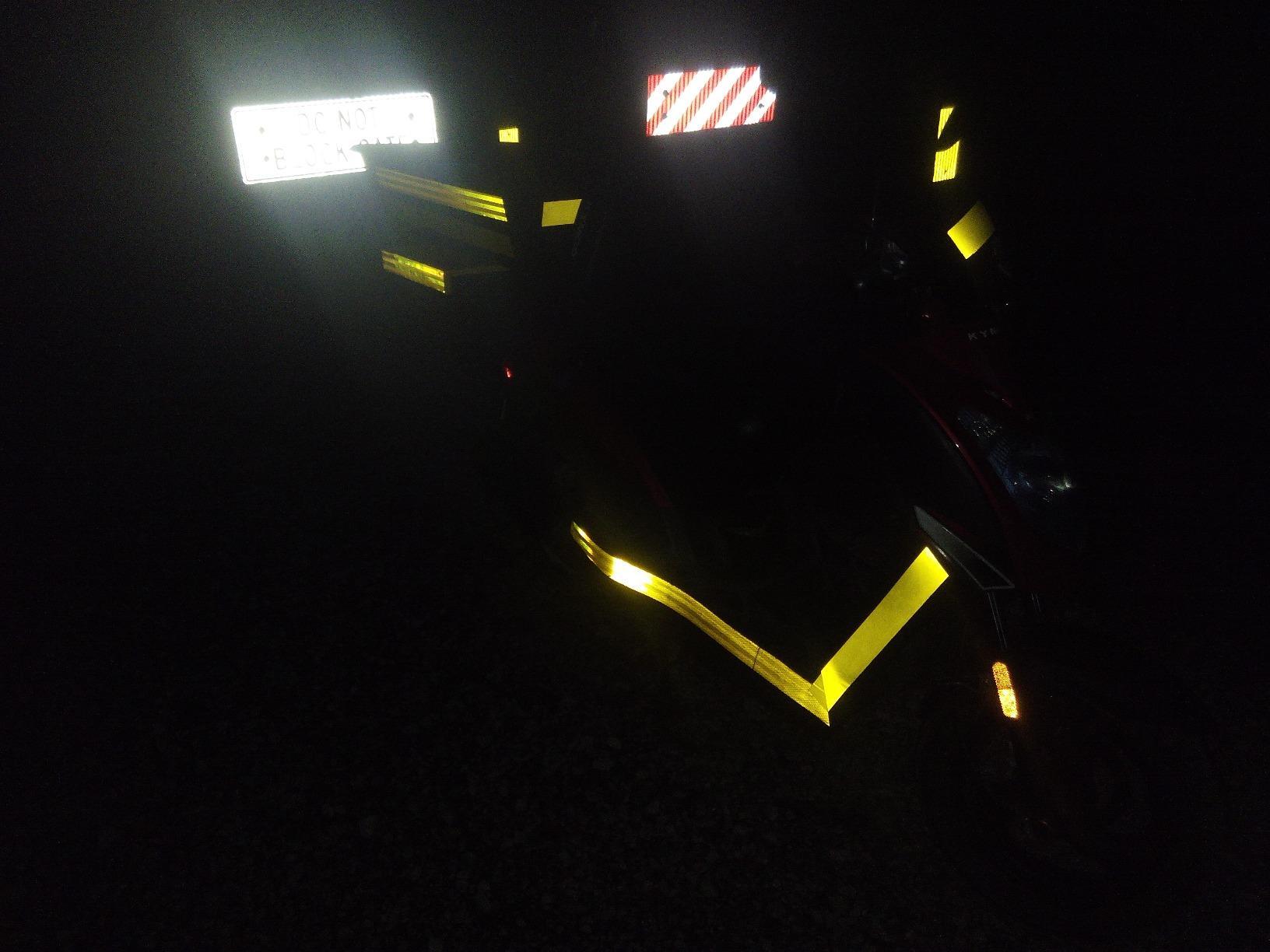 3M 3431 Yellow Micro Prismatic Sheeting Reflective Tape – 2 in. x 15 ft. Non Metalized Adhesive Tape Roll. Safety Tape customer photo 1
