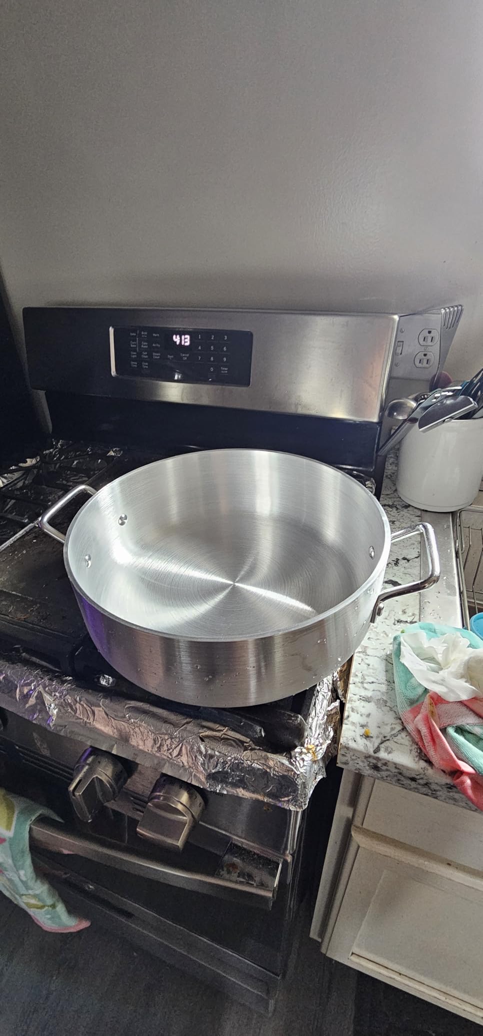 Crestware Extra Heavy Weight Aluminum Braziers with Pan Covers, 30 Quart customer photo 1