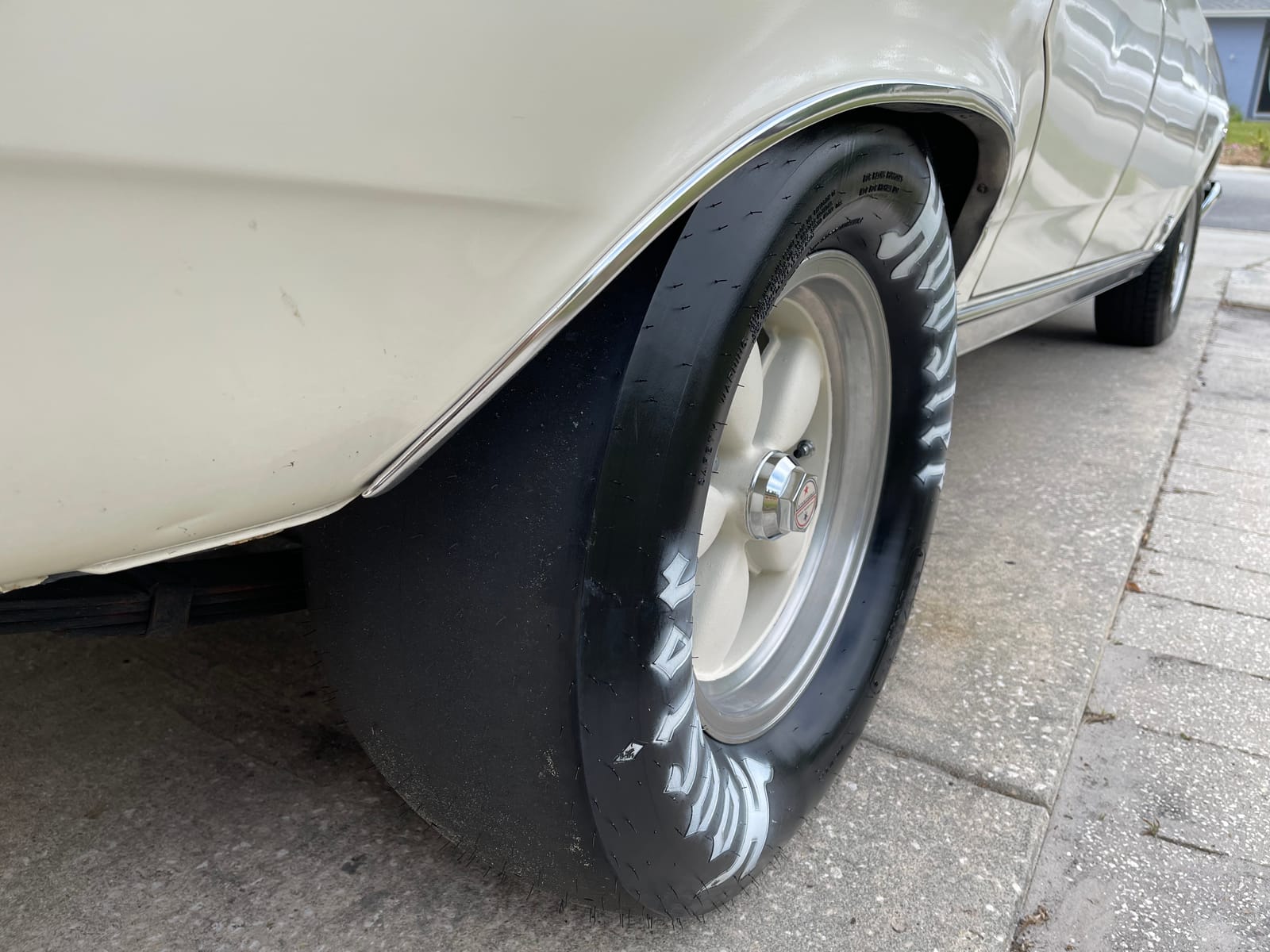 Drag Tire 28.0/9R15 customer photo 1