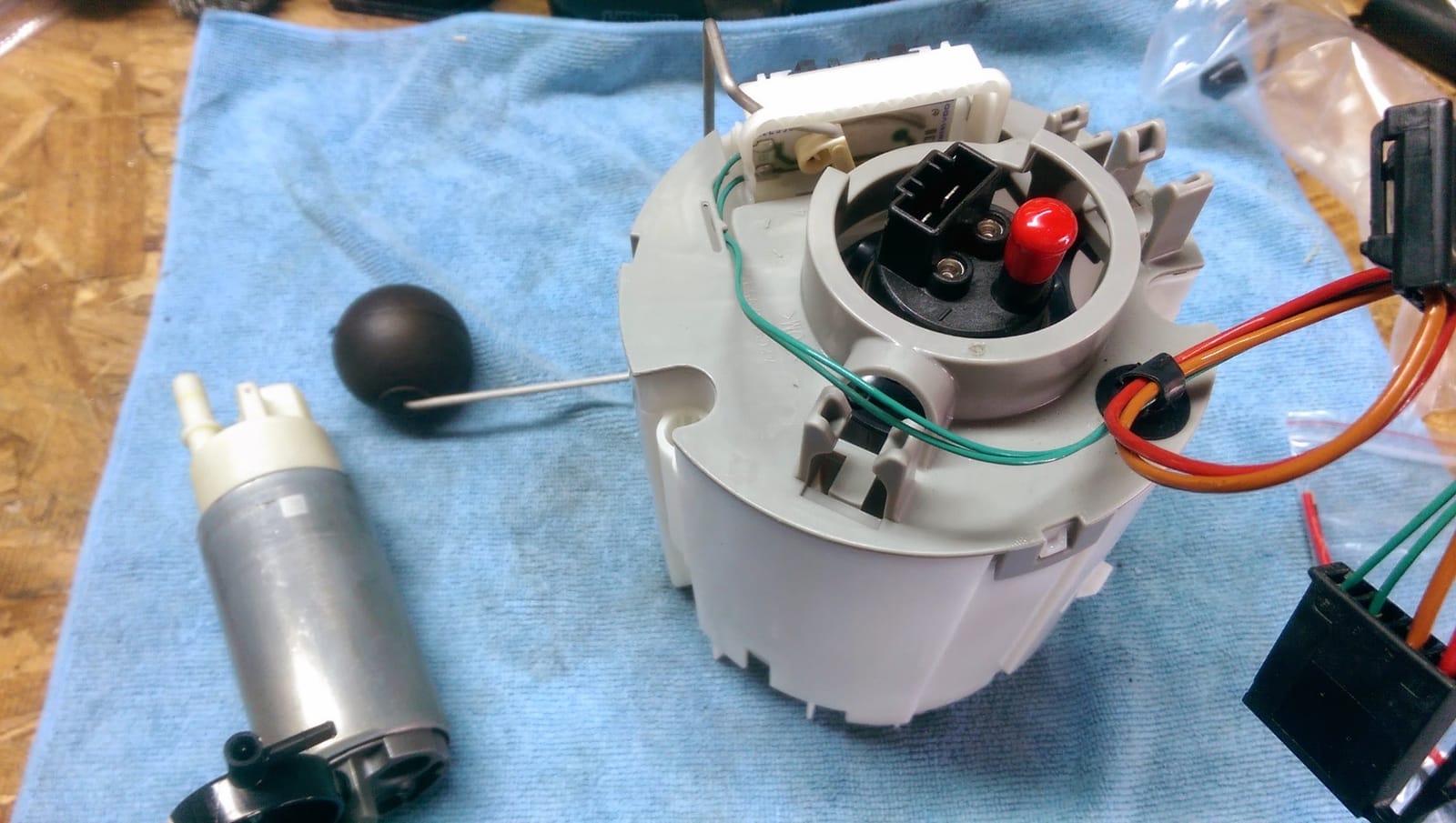 AEM 50-1000 High Flow In-Tank Fuel Pump, Black, 4.055 x 1.535 x 1.535 inches customer photo 2