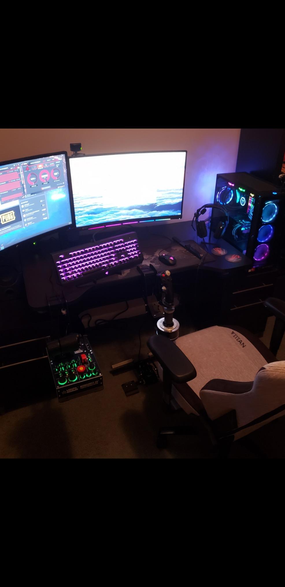 HOTAS Warthog A-10C replica metal flight stick - PC | Hall-Effect 16-bit, detachable handle, 19 buttons, 3 hat switches, dual trigger, 6+ lb weighted base, T.A.R.G.E.T software customer photo 2