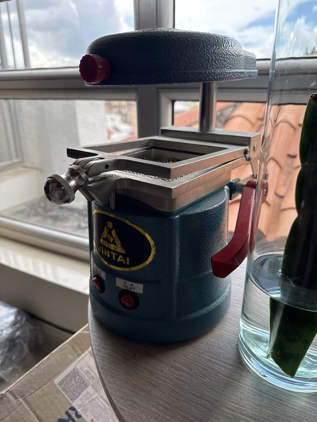 Quick and Easy Portable Dental Vacuum Forming/Molding Machine customer photo 1