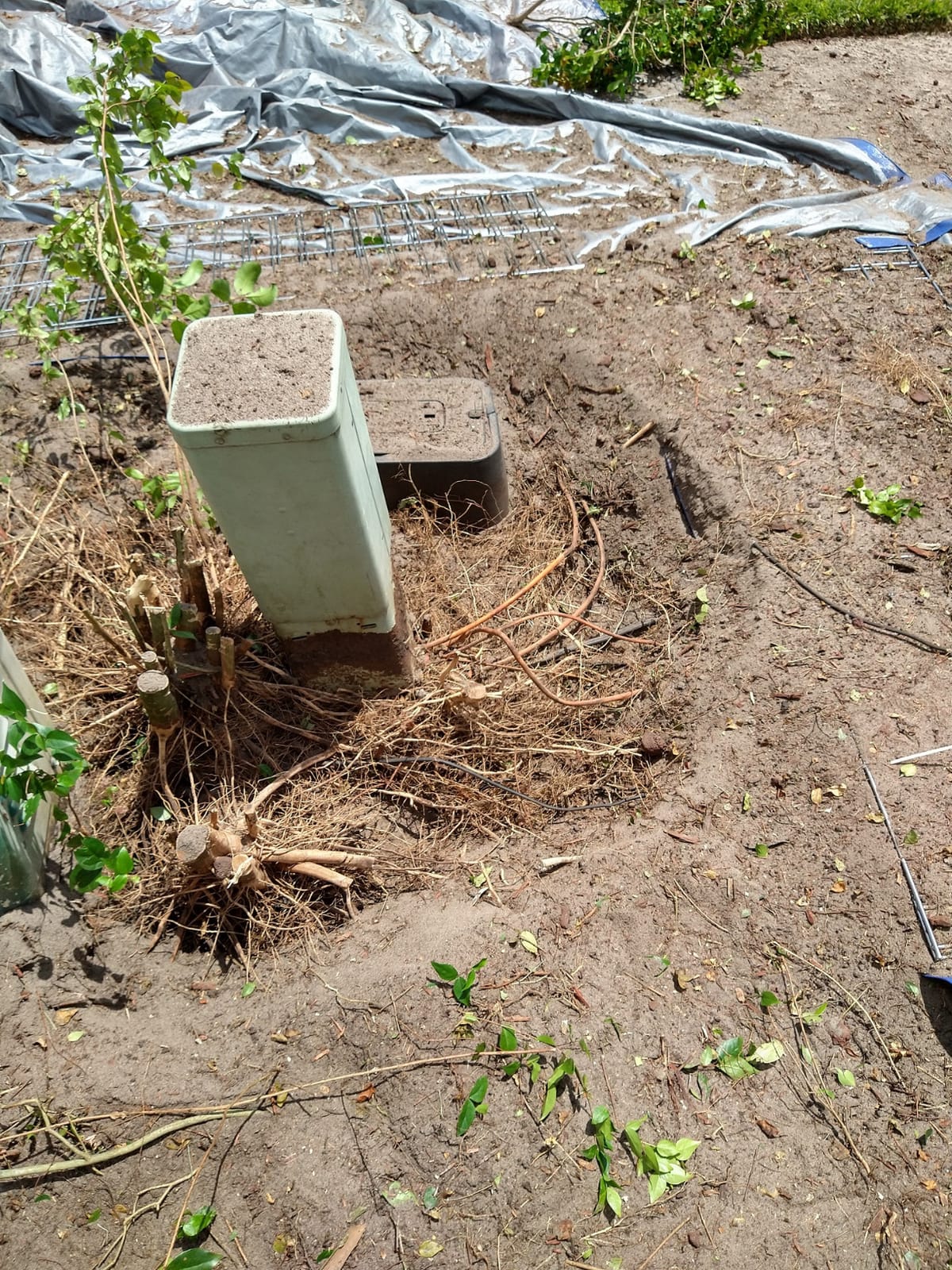 AirSpade 2000 150 CFM Air-Excavation Tool with Supersonic Nozzle and Dead-man Trigger, 3 Foot Barrel, Rugged Lightweight Construction (HT130) customer photo 1