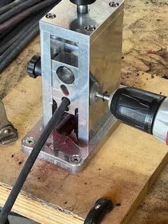 StripMeister Original Drill-Powered Wire Stripper – Wire Sizes Up To Ø3/4