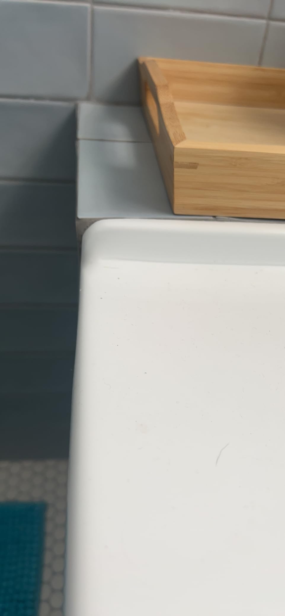 KINGSTON BRASS VTDE603122R 60-Inch Contemporary Alcove Acrylic Bathtub with Right Hand Drain and Overflow Holes, White customer photo 1