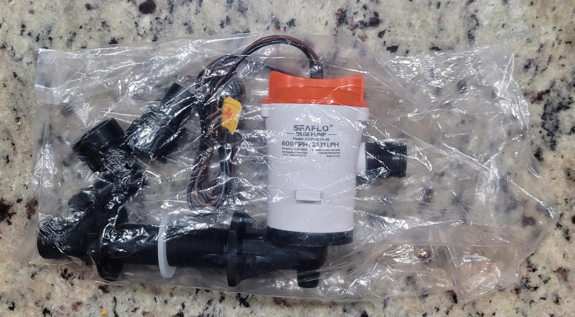 SEAFLO 05 Series 800 GPH Angled Baitwell/Livewell Pump - 12V DC customer photo 2