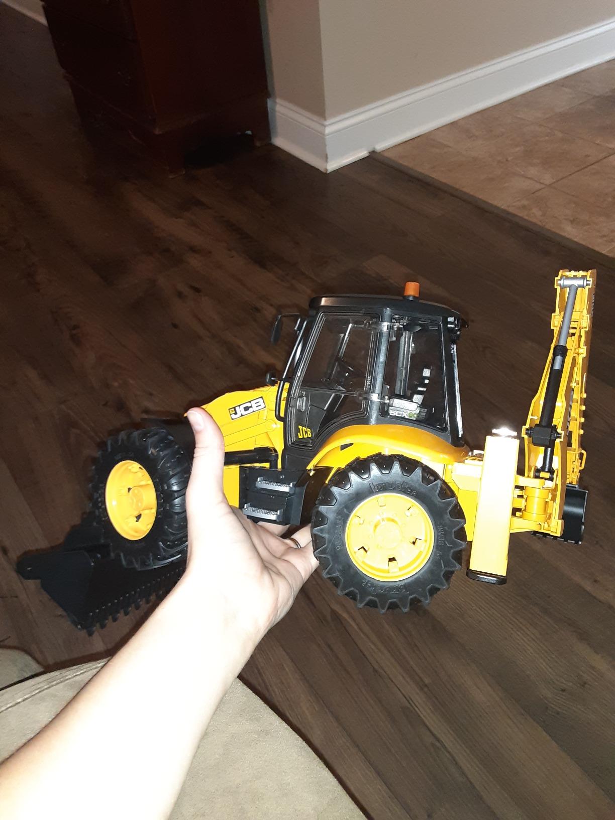 Bruder 02454 JCB 5CX Eco Backhoe Loader customer photo 2