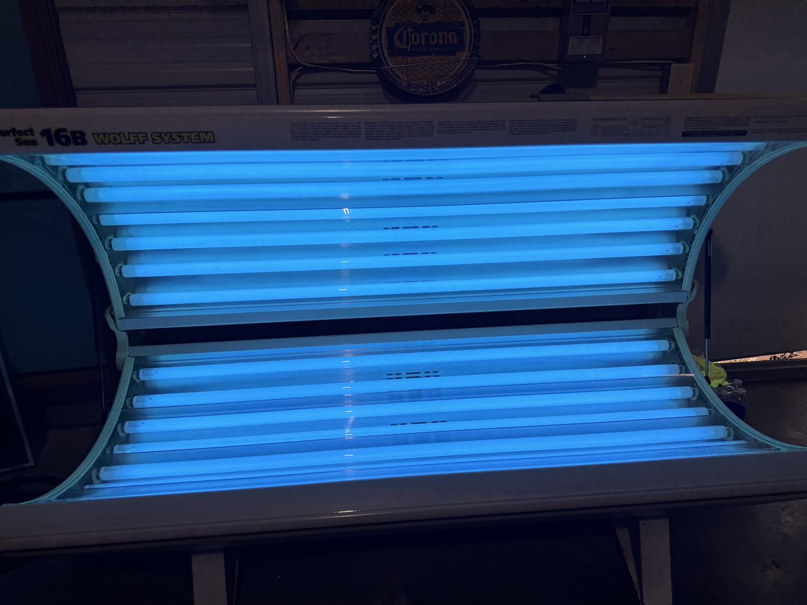 Wolff Bronzing Sun Plus F71 100W Bi Pin Tanning Lamp (16 Pack) customer photo 2