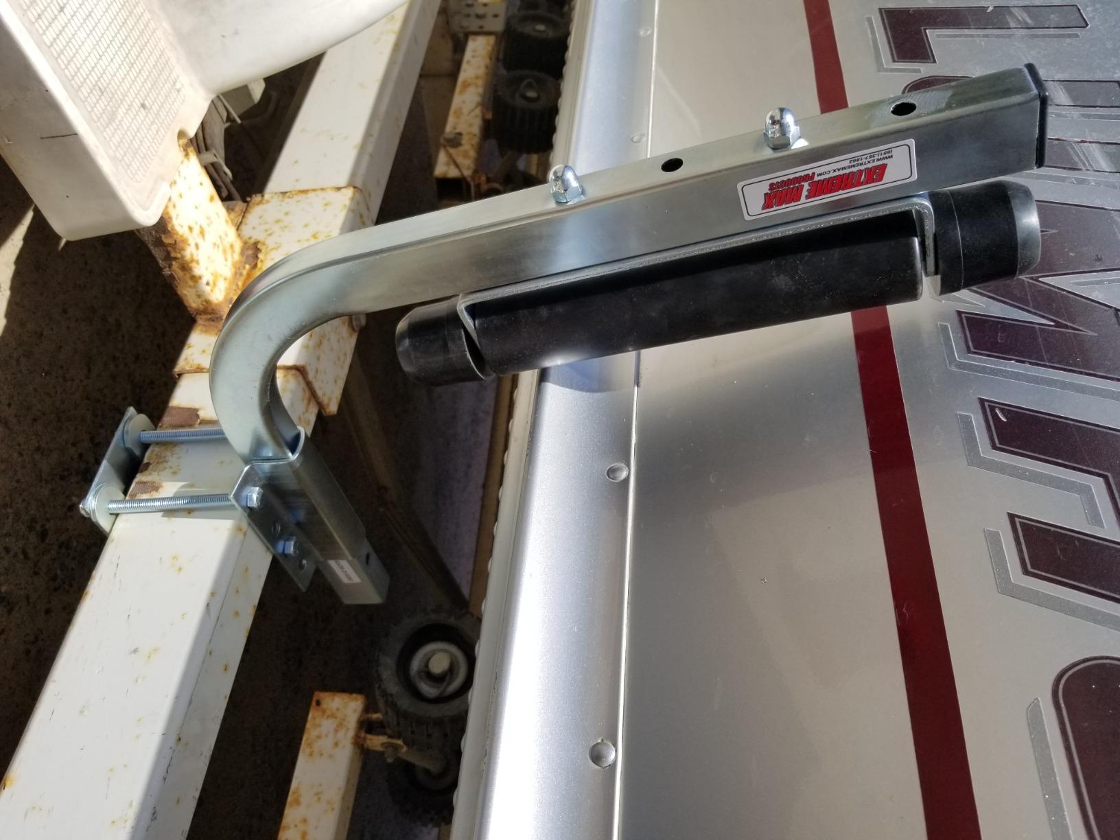 Extreme Max 3005.3822 Heavy-Duty Roller Guide-On System customer photo 1