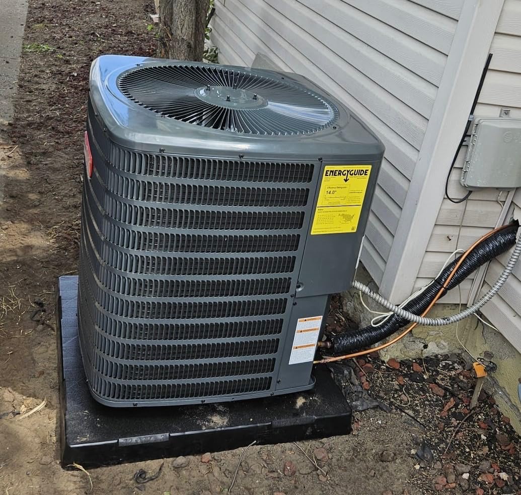 Goodman 2.5 TON 14.3 SEER2 R-32 AC Condenser (replaces GSXN403010 and GSX140301) (GLXS4BA3010) customer photo 2