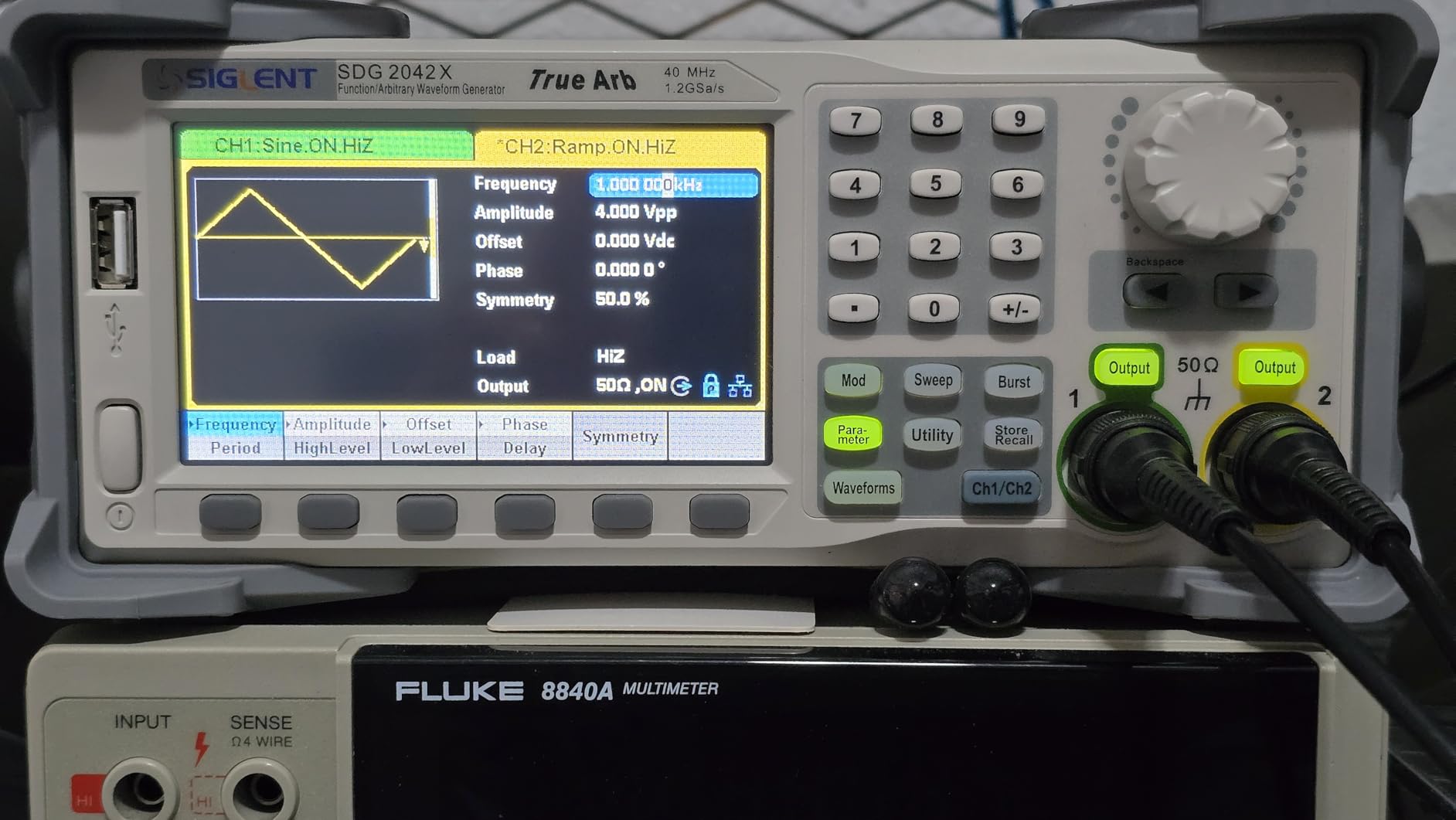 Siglent Technologies SDG2042X Arbitrary Waveform Function-Generators, 40 MHz, Grey customer photo 1