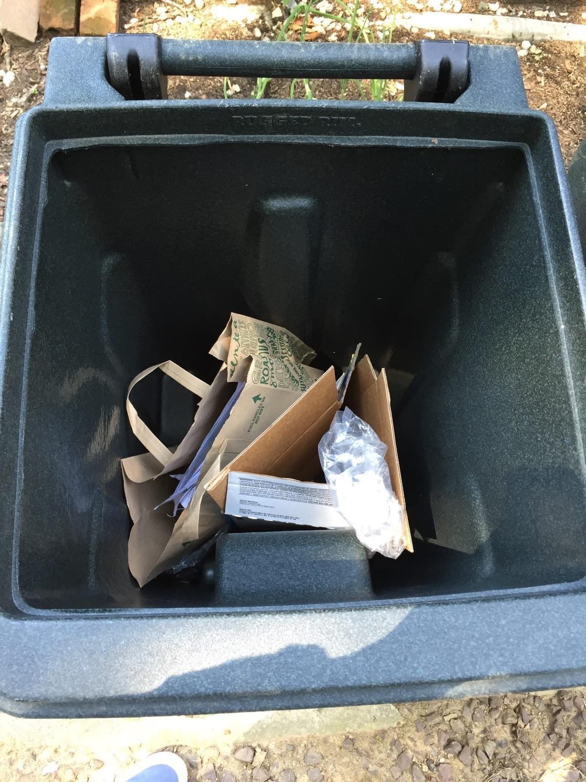 Toter 79296-R1200 96 Gallon Black Trash Can with Wheels and Attached Lid customer photo 2