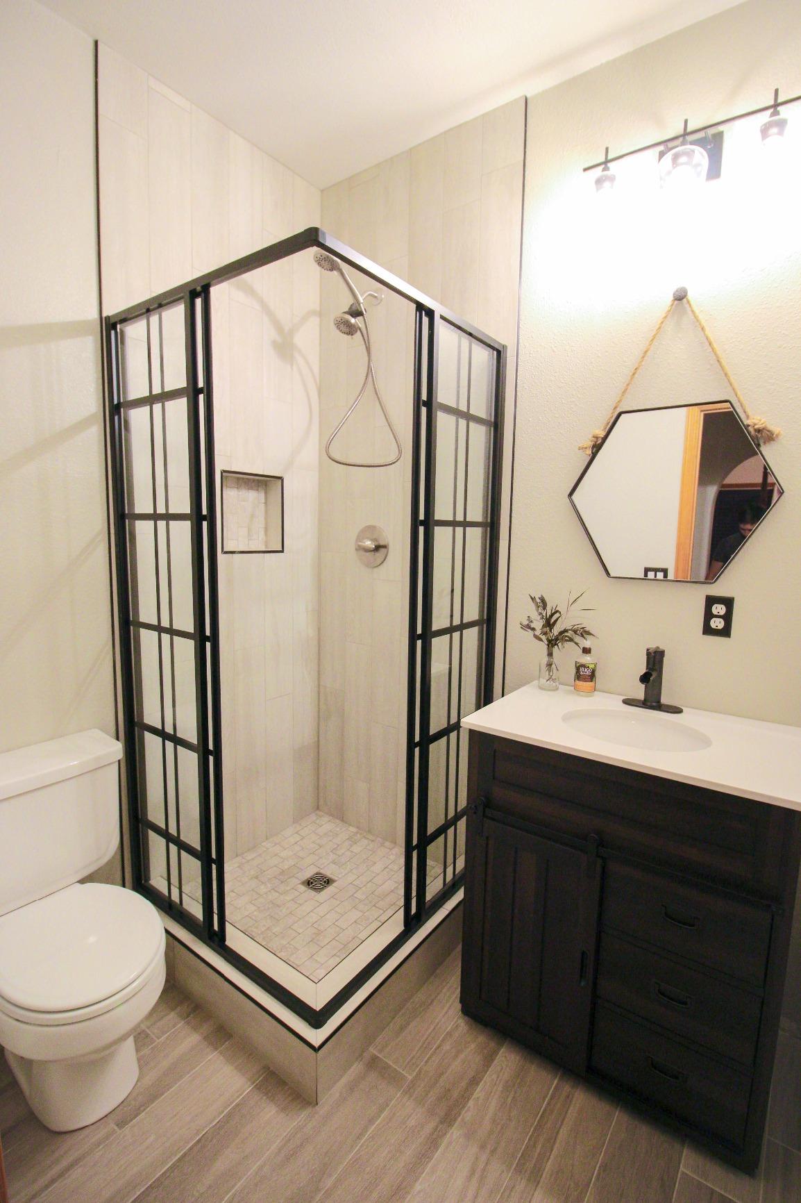 DreamLine French Corner 34 1/2 in. D x 34 1/2 in. W x 72 in. H Framed Sliding Shower Enclosure in Satin Black, SHEN-8134340-89 customer photo 2