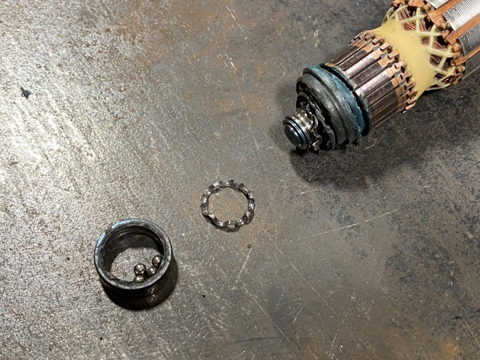 Bosch GWS8-45 4-1/2 In. Angle Grinder customer photo 2