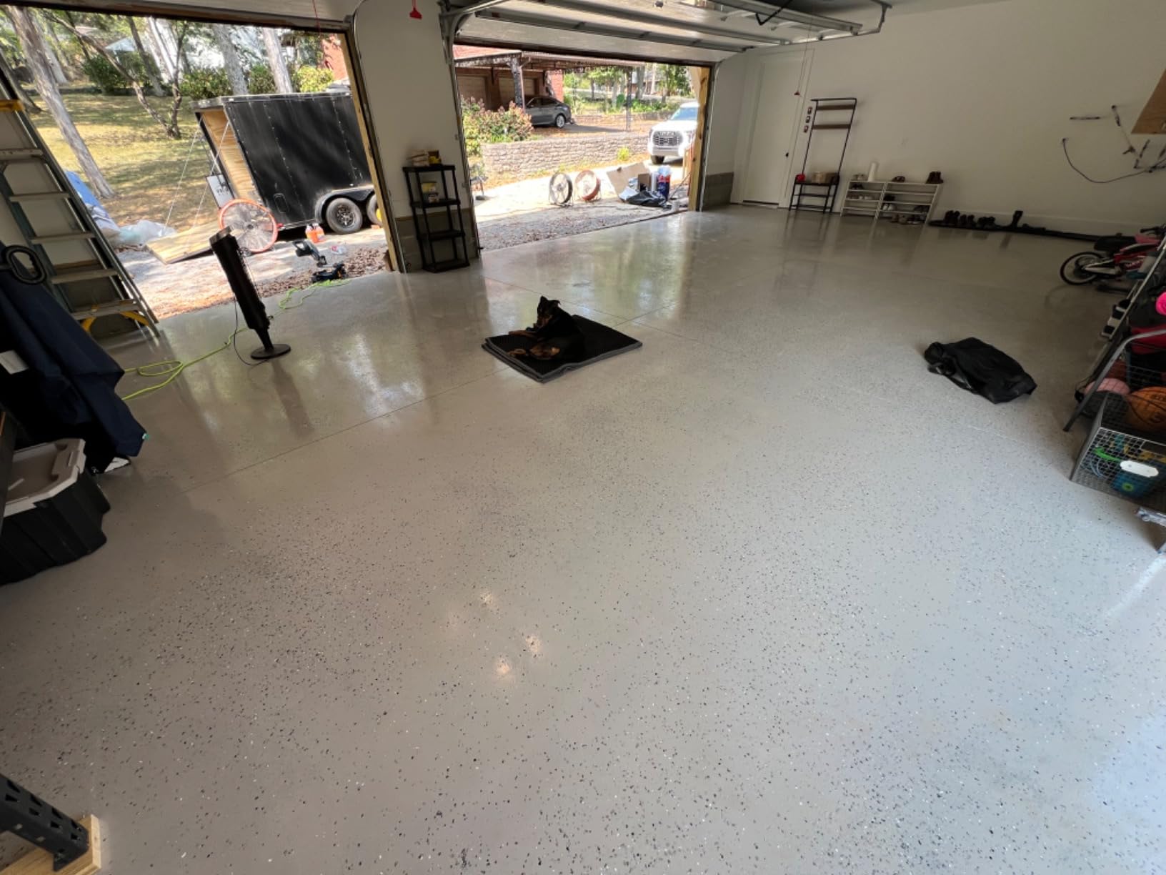 Rust-Oleum EpoxyShield Clear Finish Floor Coating Kit, High Gloss customer photo 1
