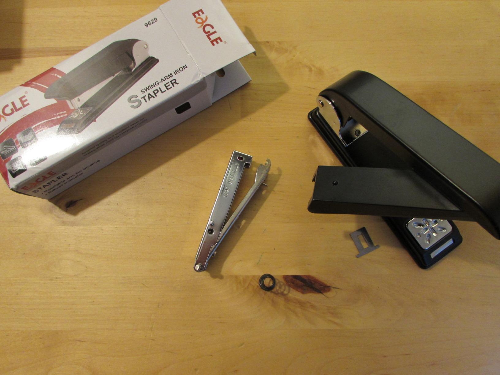 Eagle Swing-Arm Swivel Stapler, 12 Sheet Capacity, Specialized for Booklet Stapling, Black customer photo 1
