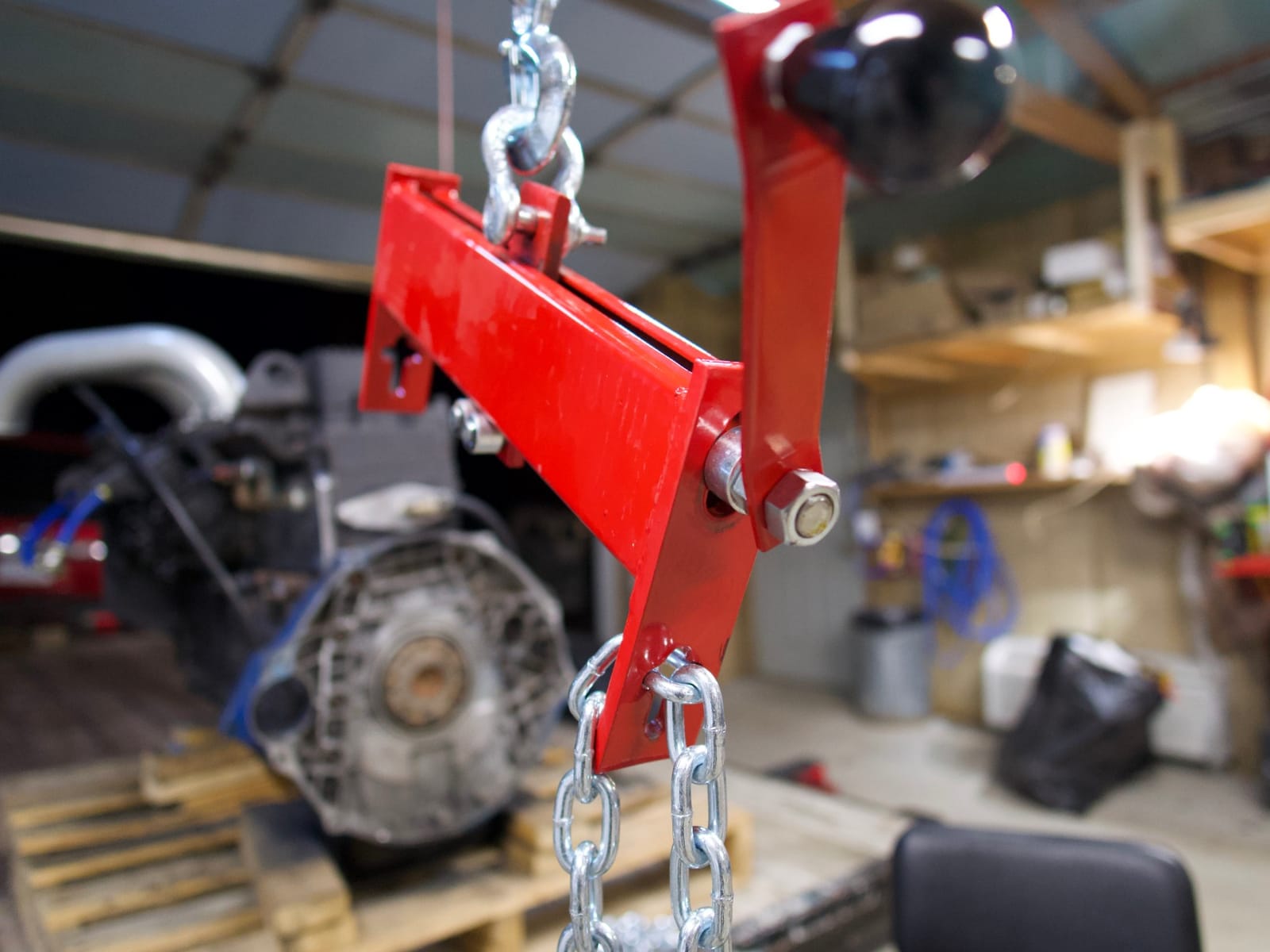 OMT Engine Load Leveler, 2 Ton 4000 lb Capacity Heavy Duty Shop Crane Hoist | 2 Adjustable Chains; Precision Tilt Crank Handle; AISI 1045 Steel; Works with Shop Cranes & Cherry Pickers customer photo 1