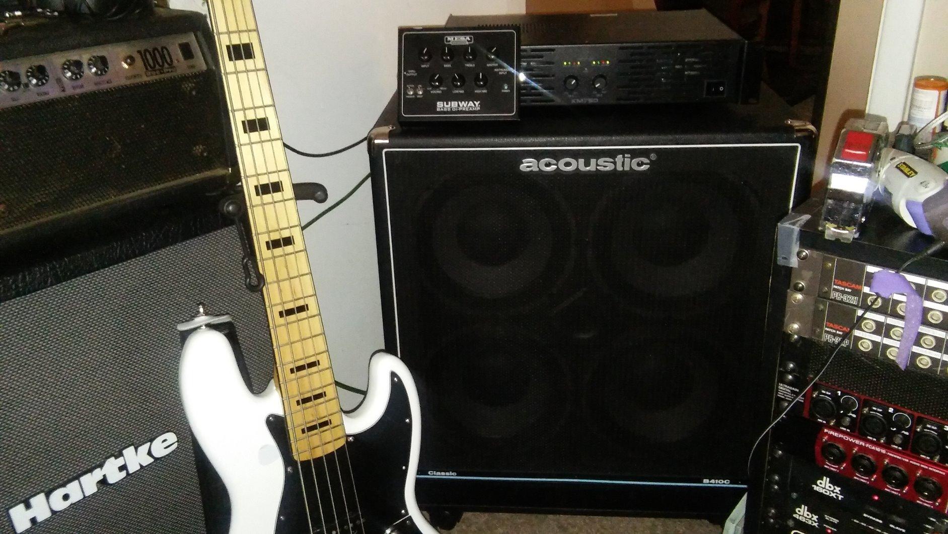 Behringer KM750 Professional 750 Watt Stereo Power Amplifier with ATR (Accelerated Transient Response) customer photo 2
