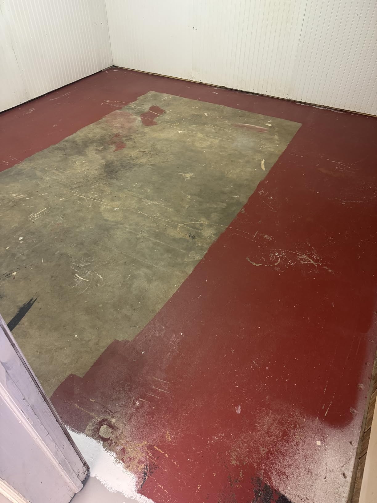 KILZ 1-Part Epoxy Concrete & Garage Floor Paint, Slate Gray, 1 Gallon customer photo 1