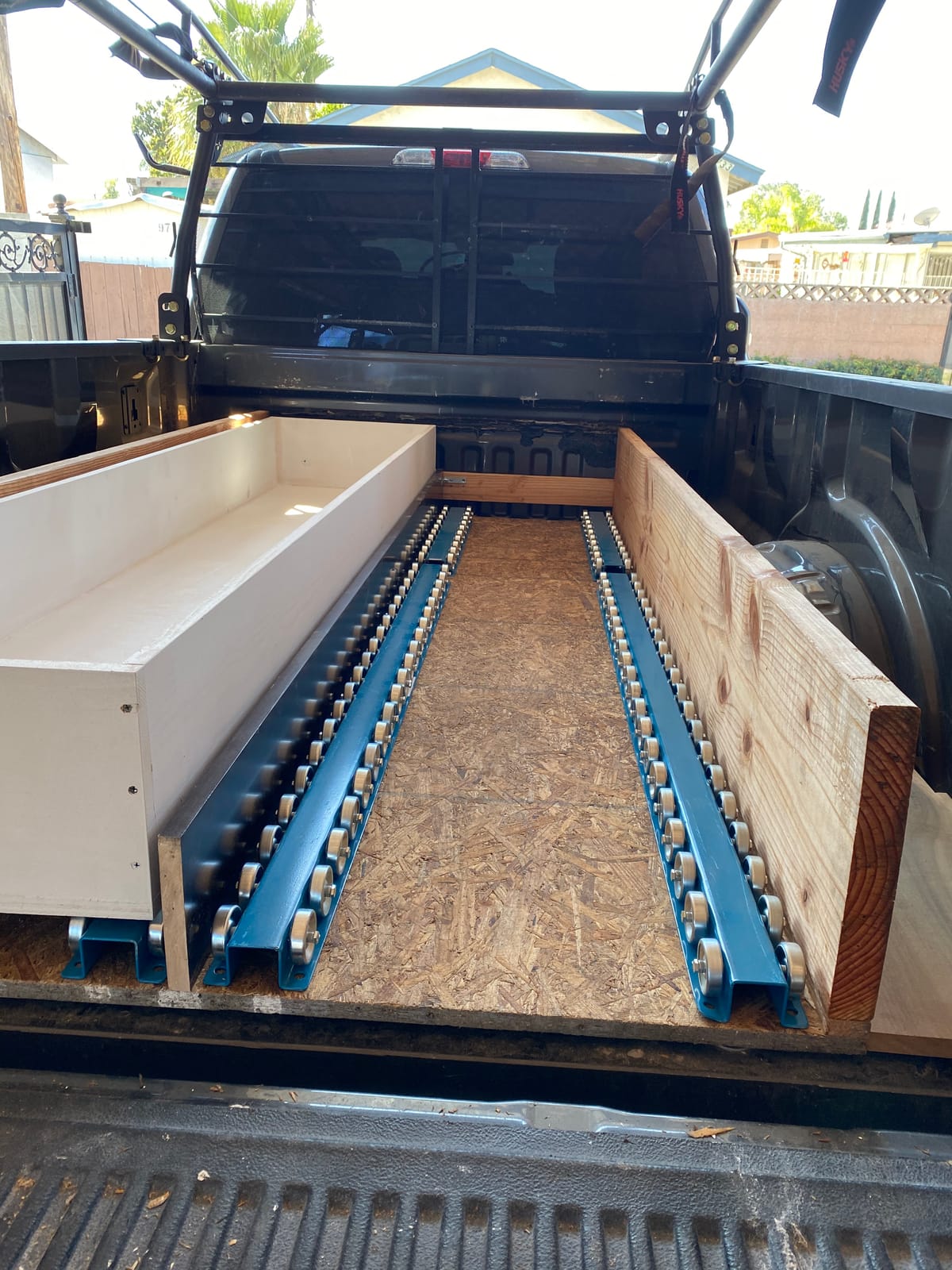 Ultimation Heavy Duty Conveyor Rails - 5' Flow Rail with Steel Skate Wheels for Gravity Conveyors, Storage, and Material Handling - T2 Flow Rack System, 200 lbs/ft Capacity customer photo 2
