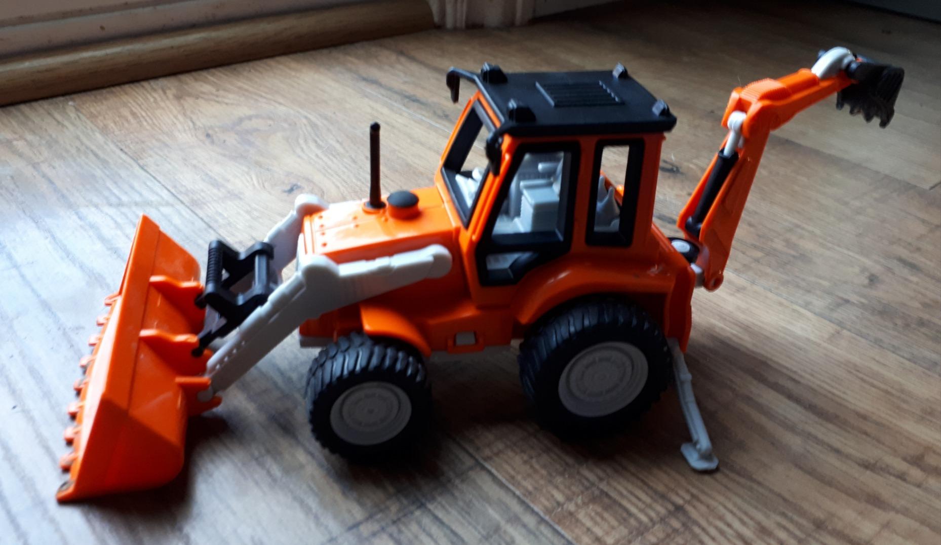 Driven by Battat - 7-Inch Backhoe Loader Toy with Lights & Sounds, Movable Parts, Construction Vehicle for Boys & Girls, Durable Design, Realistic Details, 3+ Years customer photo 2