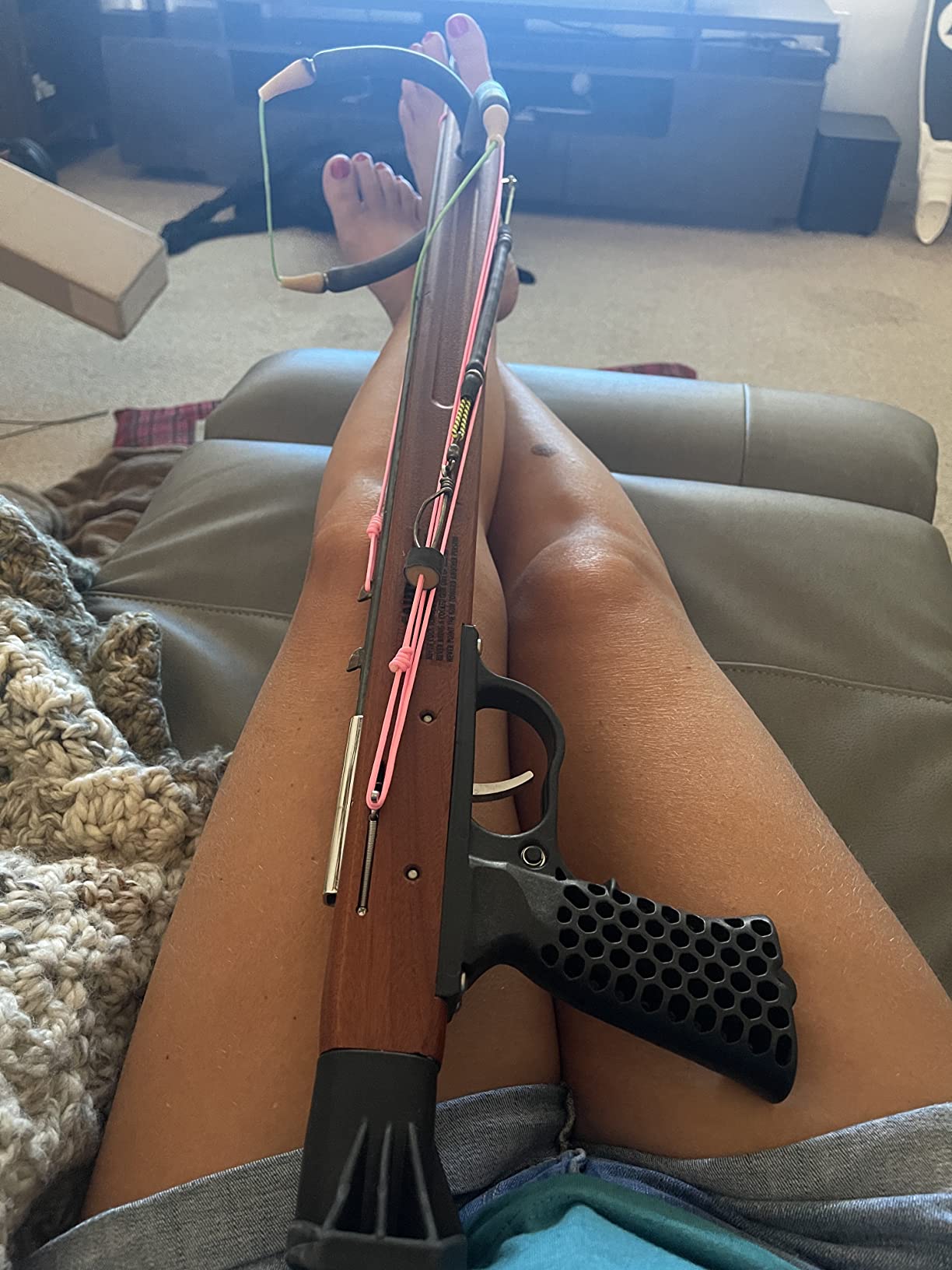 JBL Spearguns Woody Elite Performance Speargun for Spearfishing, Freediving, Scuba Diving, Fishing, Diving, Mahogany Barrel, Stainless Steel Shaft, Open Muzzle, Easy Stretch Kevlar Bands, Made in USA customer photo 1