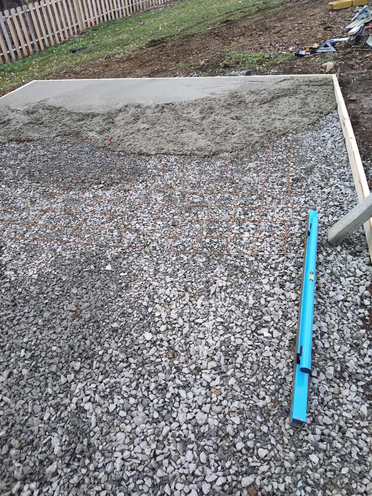 Concrete Screed Board, 8 Ft Aluminum Screed with Level Vial & Handle | Sharp Cutting Edge, Rounded Smoothing Edge, Flip-Sided Reversible Design customer photo 1