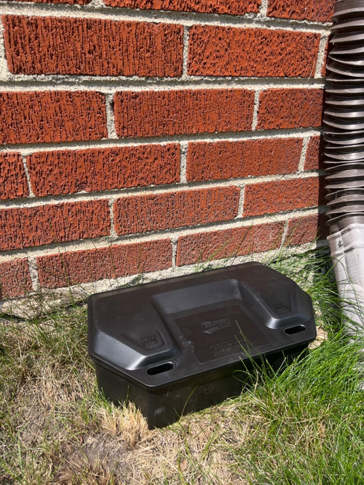 Rat Bait Station Outdoor with Key, Tamper-Resistant Rodent Bait Station, Weather-Resistant Outdoor Bait Box for Indoor Use, 2 Pack (Bait Not Included) customer photo 1