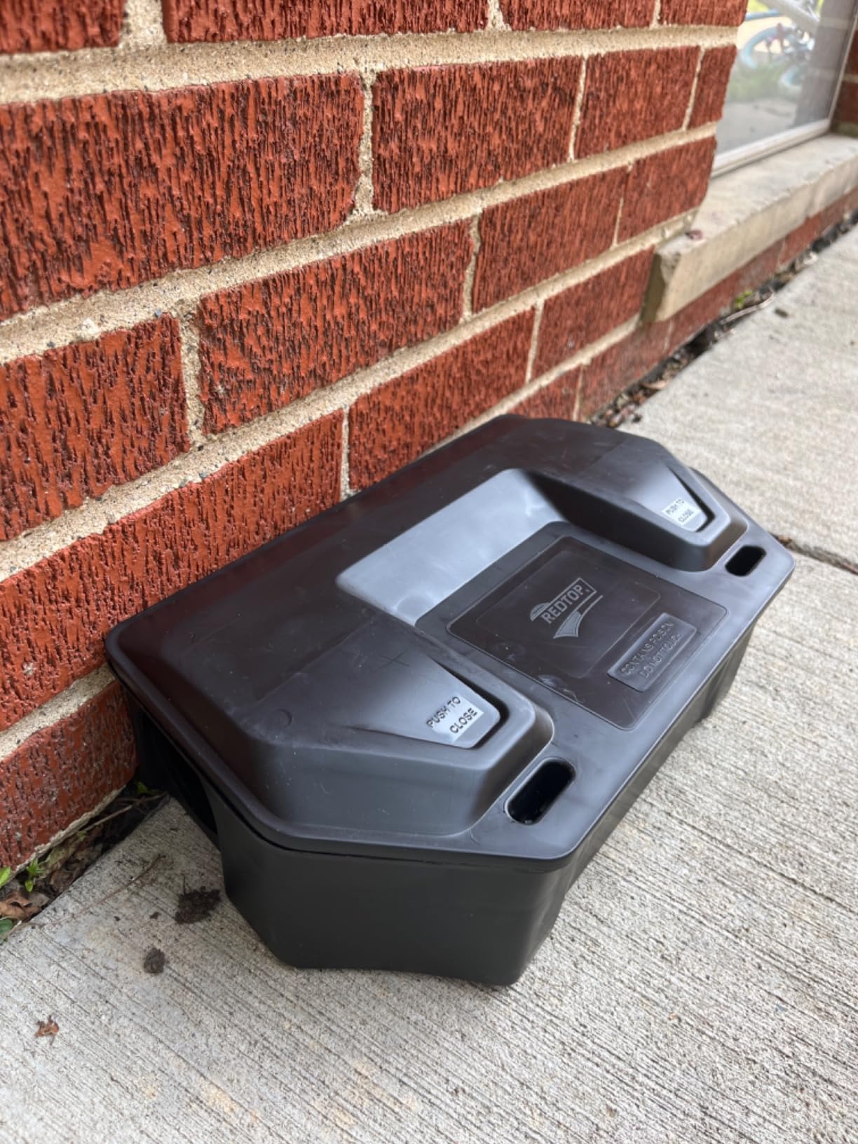Rat Bait Station Outdoor with Key, Tamper-Resistant Rodent Bait Station, Weather-Resistant Outdoor Bait Box for Indoor Use, 2 Pack (Bait Not Included) customer photo 2