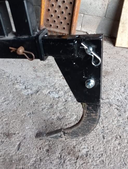 Titan Attachments Hitch-Mounted Ripper, Cat 0 & Cat 1 Tractor/ATV/UTV Compatible, Fits 2in Hitch Receivers, Two Height Adjustments, Subsoiler with Reversible Tooth, 3 Point Landscaping Trencher customer photo 1