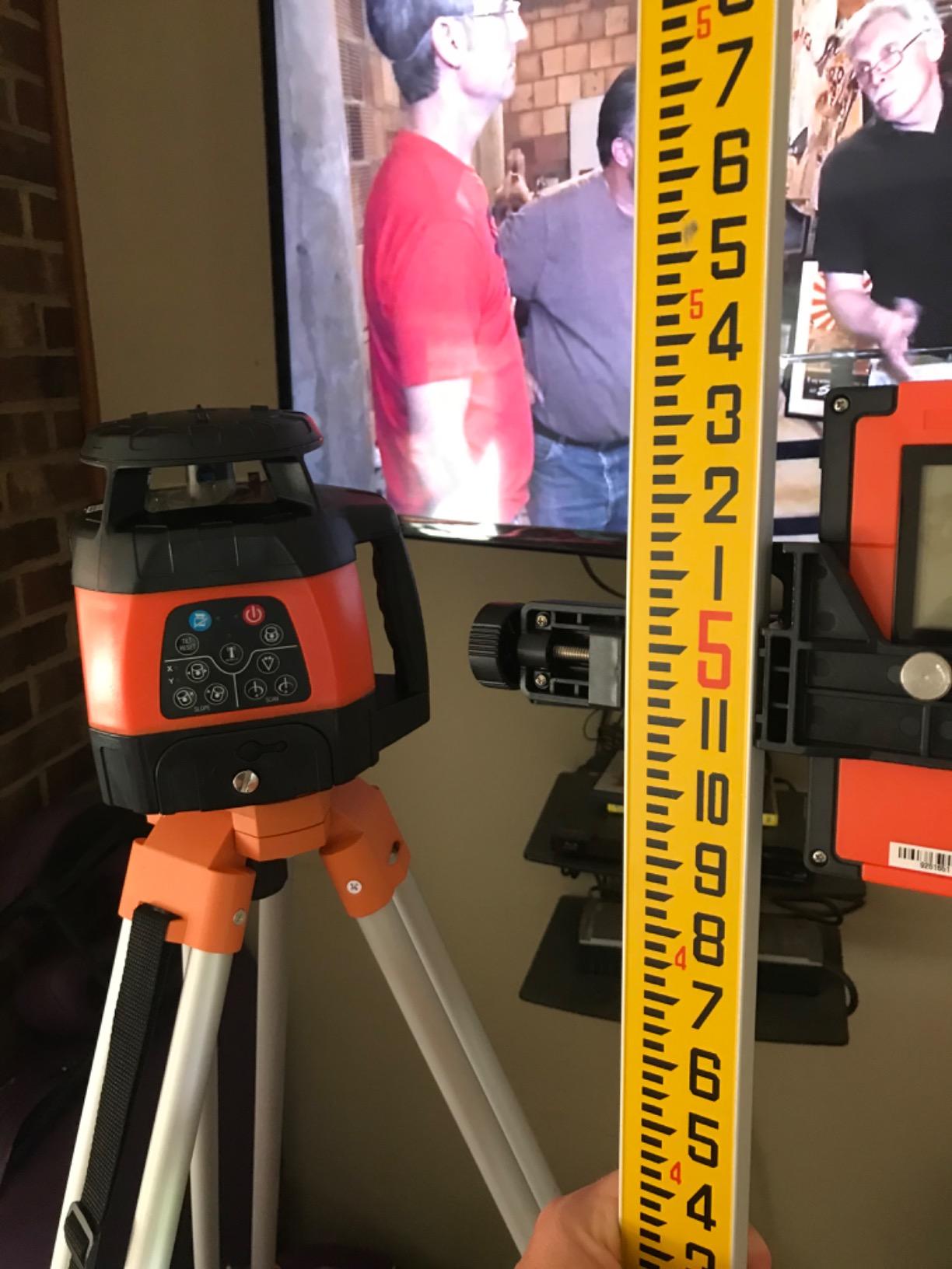 Johnson Level & Tool 99-028K Electronic Self-Leveling Dual Slope Horizontal/Vertical Rotary Laser System, Red, 1 Kit customer photo 2