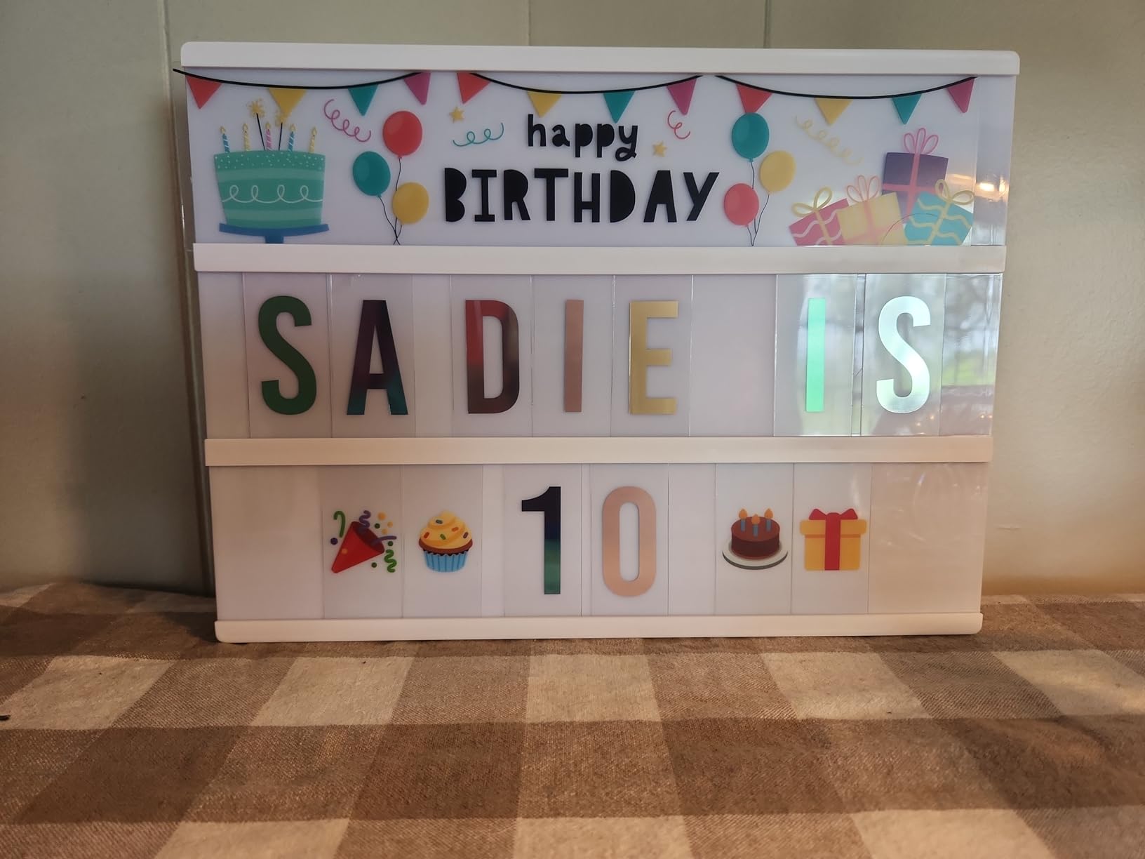 BONNYCO Cinema Light Box with 400 Letters, Symbols, Emojis, 2 Markers, USB customer photo 1