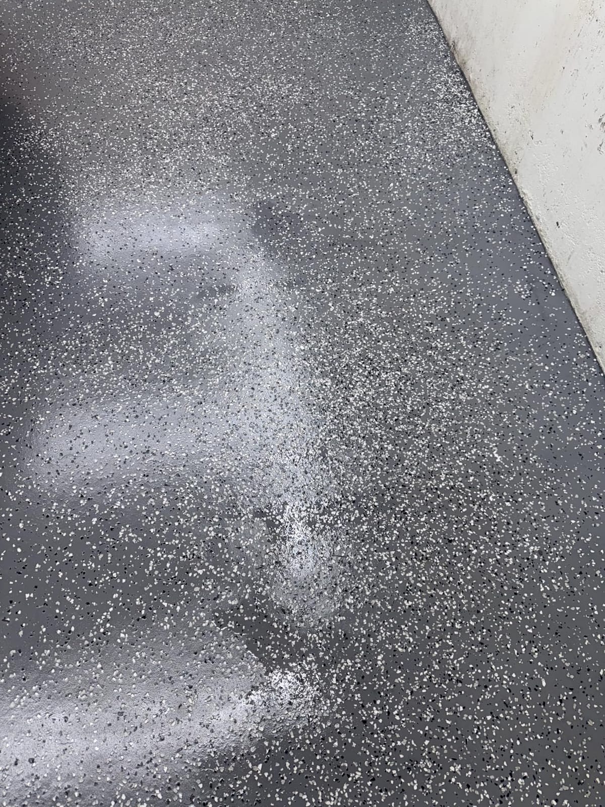 Rust-Oleum RockSolid Textured Clear Garage Floor Coating customer photo 2