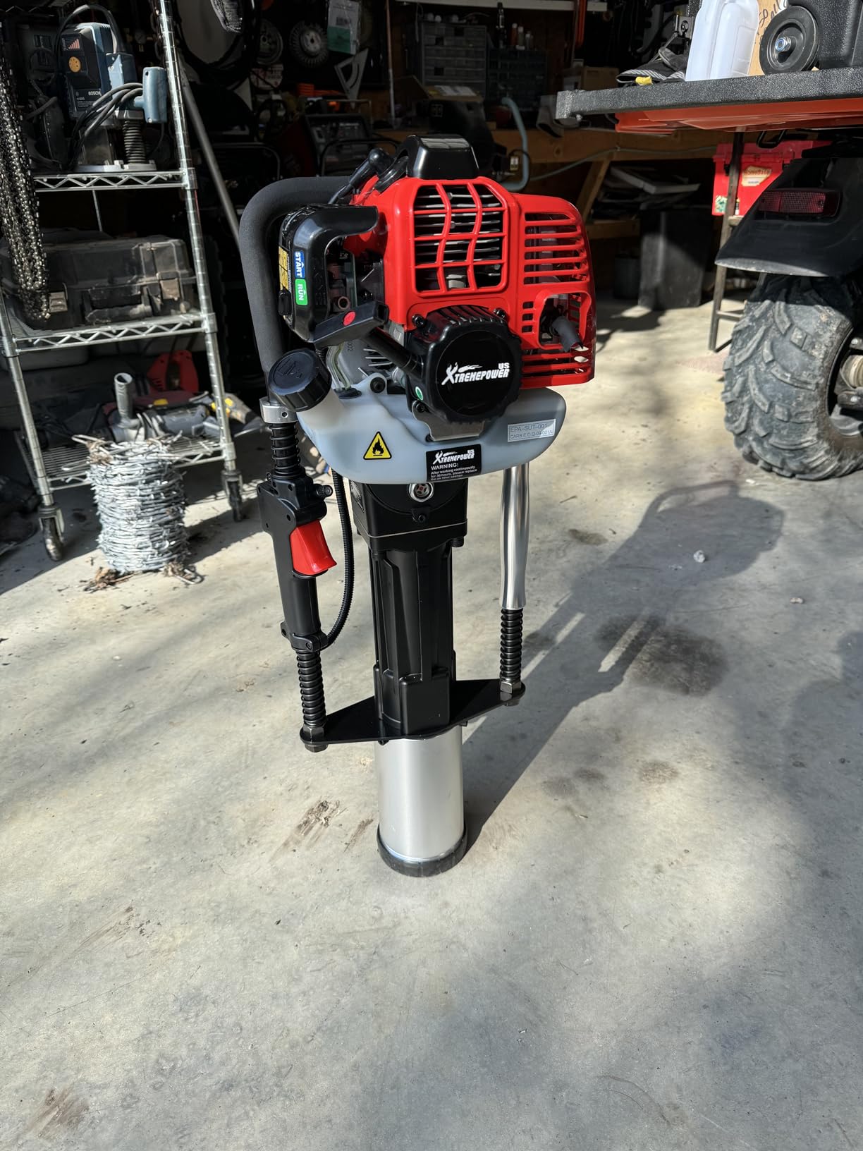 XtremepowerUS 52cc Gas Fence Post Driver, Heavy-Duty 2-Stroke Gasoline T-Post Driver with Carrying Case, Portable Pile Driver for Fence Posts, Sign Posts, Ground Rods & Stakes, EPA Certified customer photo 2