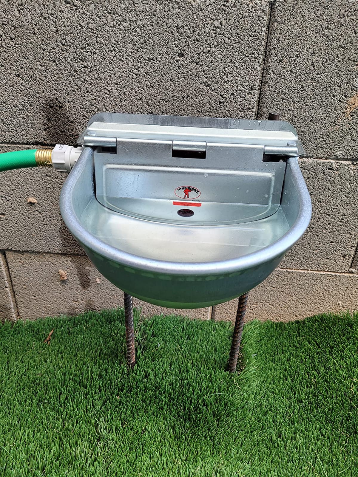 Little Giant 88SW All Purpose Automatic Stock Waterer for Horses, Cattle and Other Outside Animals | Galvanized Steel | Connects 1/2
