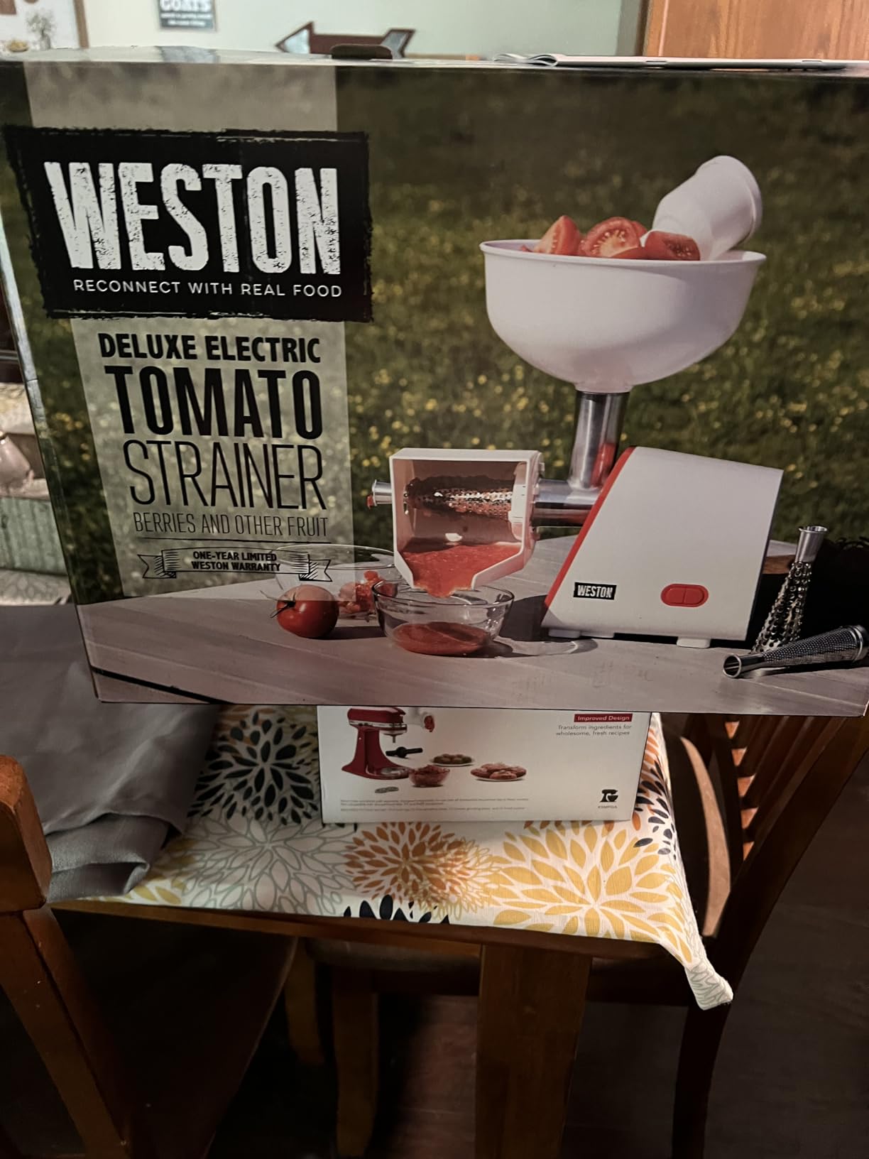 Weston Deluxe Electric Tomato Strainer, Food Mill & Sauce Maker customer photo 1