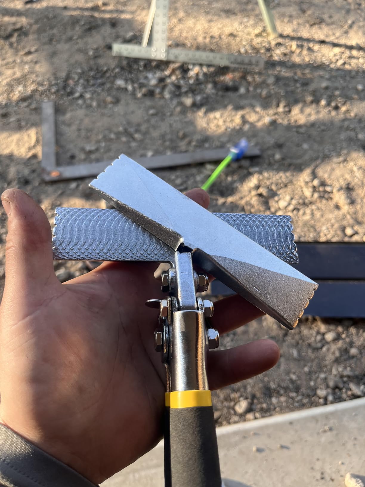 HURRICANE Sheet Metal Hand Seamer, 6 Inch Straight Jaw Sheet Bender Tools for Flattening Metal, Bending Pliers with Double Dipped Cushion Handle, Grip Strength and Versatility customer photo 2